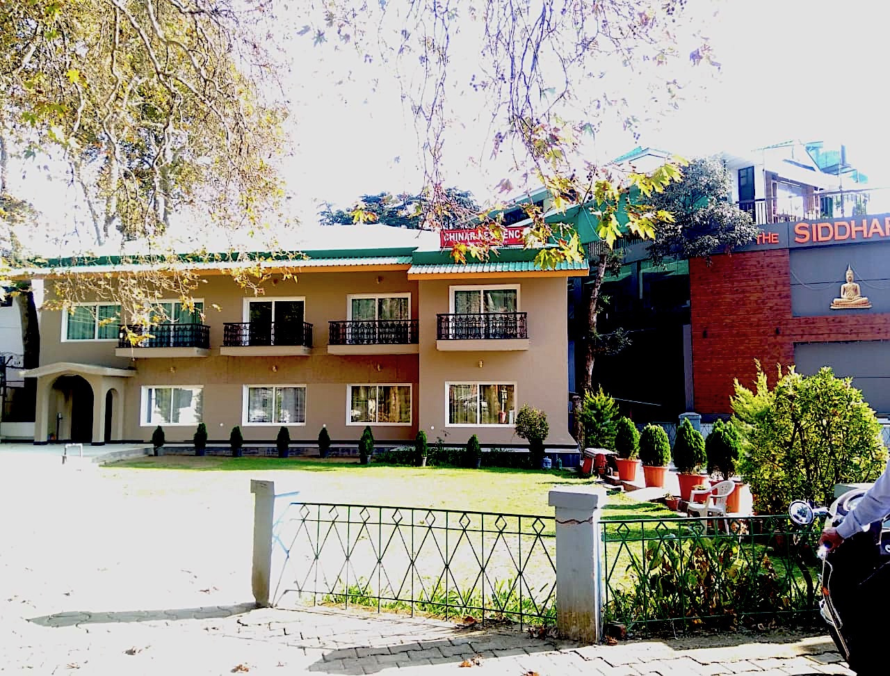 Chinar Residency Hotel in McLeodganj